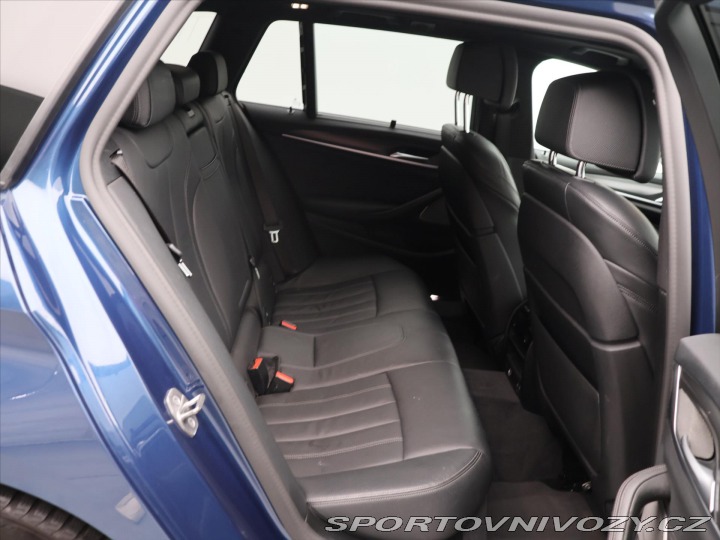 BMW 5 3,0 530d xD CZ M-Sport HU 2021