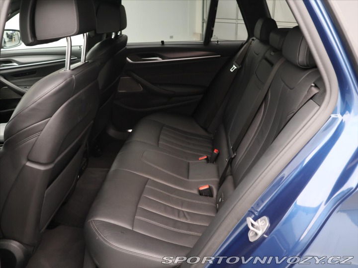 BMW 5 3,0 530d xD CZ M-Sport HU 2021