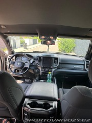 Dodge Ostatní modely RAM 5,7 1500 1800
