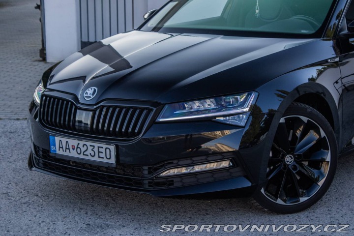 Škoda Superb Combi 2.0 TSI SportLine 2019