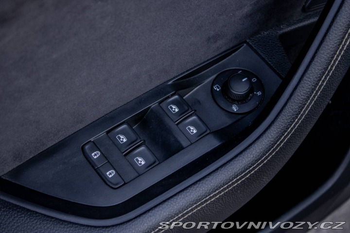 Škoda Superb Combi 2.0 TSI SportLine 2019