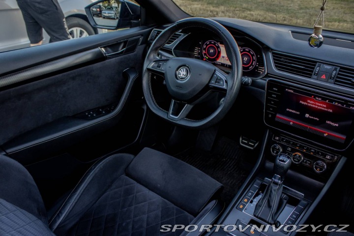 Škoda Superb Combi 2.0 TSI SportLine 2019