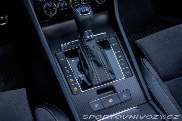 Škoda Superb Combi 2.0 TSI SportLine 2019