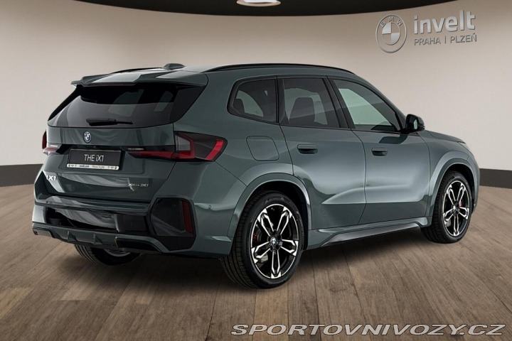 BMW iX1 xDrive30 2025