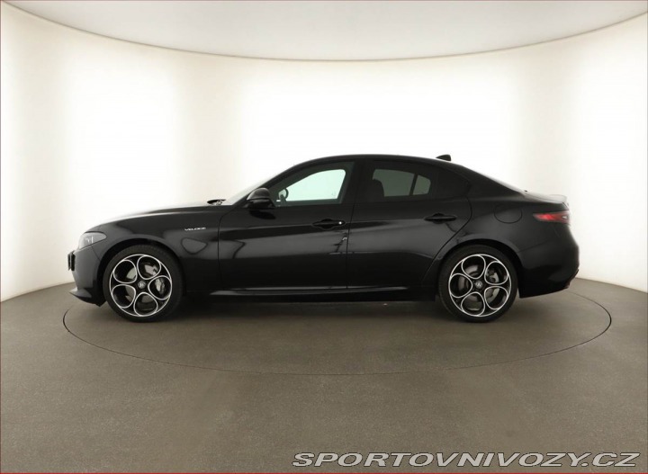 Alfa Romeo Giulia 2.0 Turbo 2024