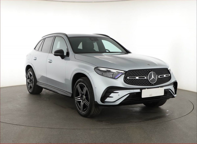Mercedes-Benz Ostatní modely GLC 300 de 4MATIC, AMG LINE