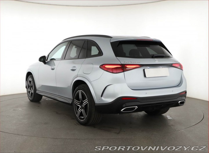 Mercedes-Benz Ostatní modely GLC 300 de 4MATIC, AMG LINE 2025