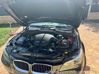 BMW M5 2005