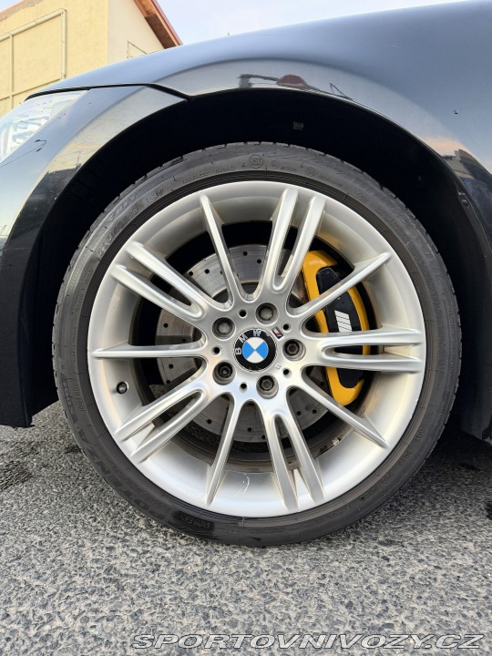 BMW 3 BMW E90 330D Xdrive 2011