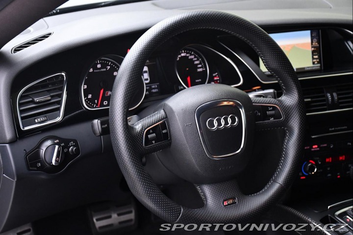 Audi RS5 4.2 V8 B&O PO VELKÉM 2010