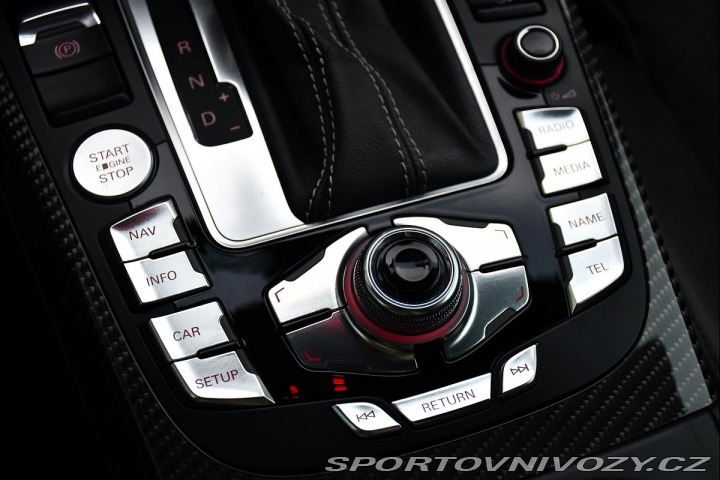 Audi RS5 4.2 V8 B&O PO VELKÉM 2010