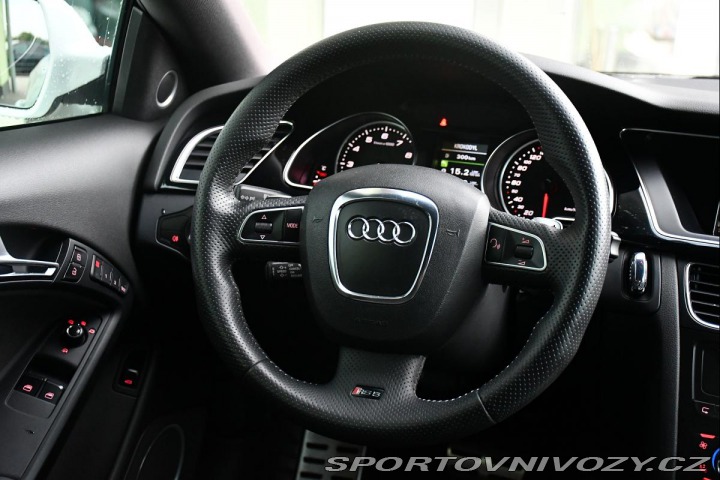 Audi RS5 4.2 V8 B&O PO VELKÉM 2010