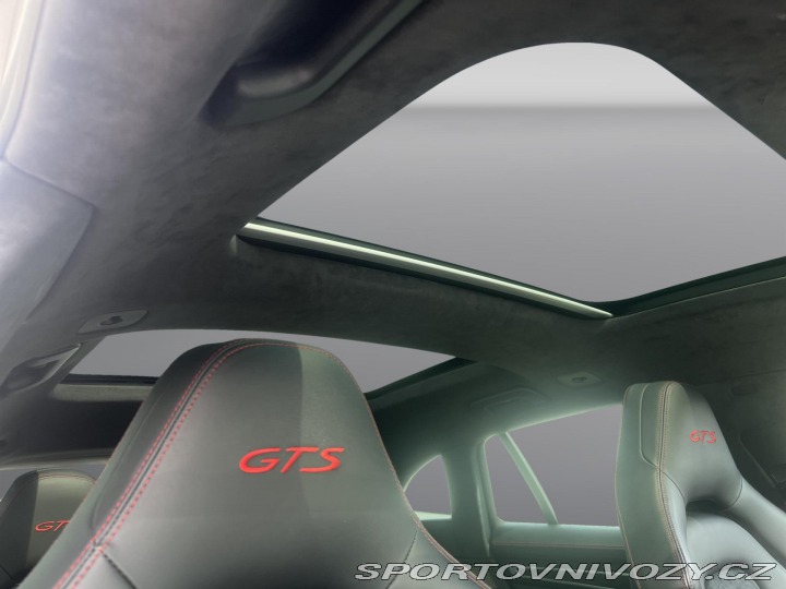 Porsche Panamera GTS 2019