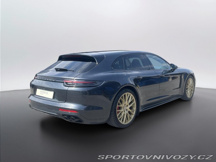 Porsche Panamera GTS 2019