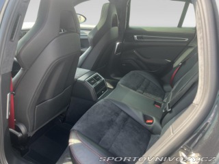 Porsche Panamera GTS 2019