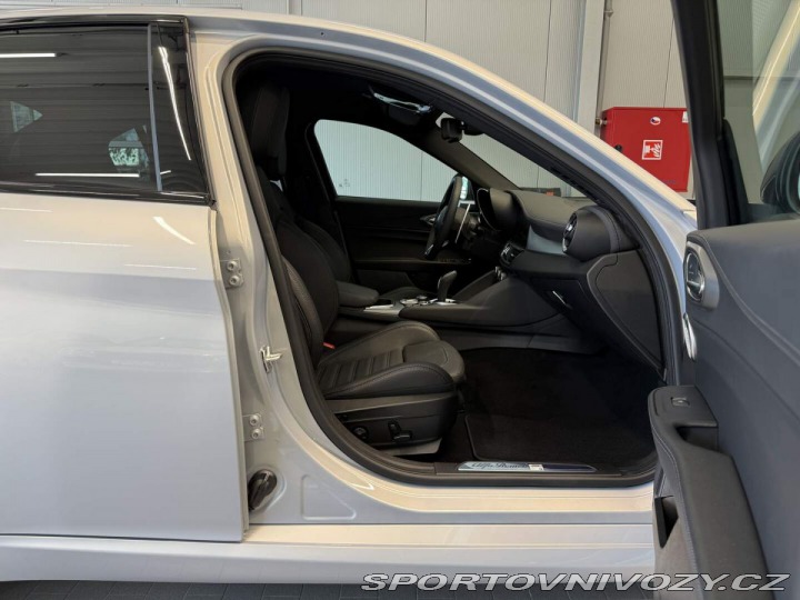 Alfa Romeo Giulia Veloce 2.2 JTDm 210k Q4 2026