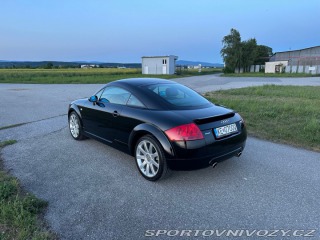 Audi TT 1.8T quattro 2000