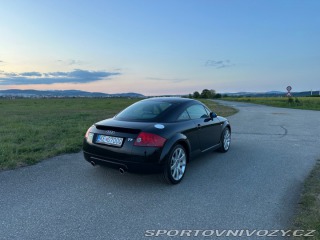 Audi TT 1.8T quattro 2000
