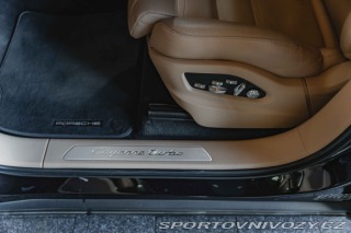 Porsche Cayenne Turbo 2019