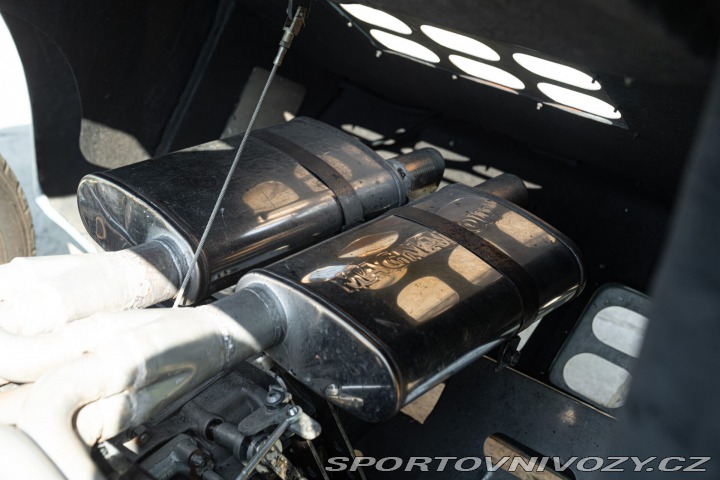 Ford GT 40 REPLICA 1989