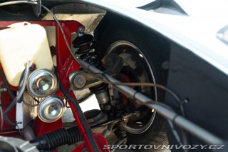 Ford GT 40 REPLICA 1989