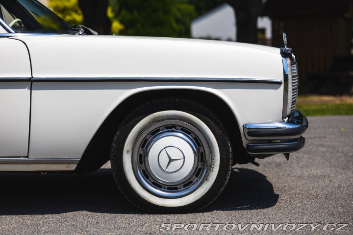 Mercedes-Benz C 280 CE W114 1972