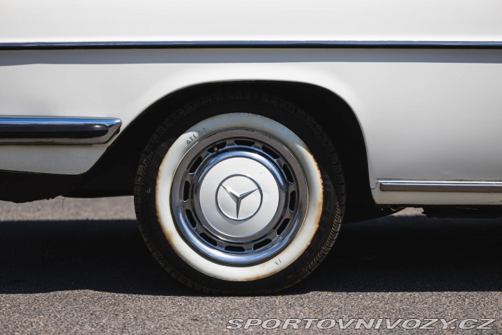 Mercedes-Benz C 280 CE W114 1972