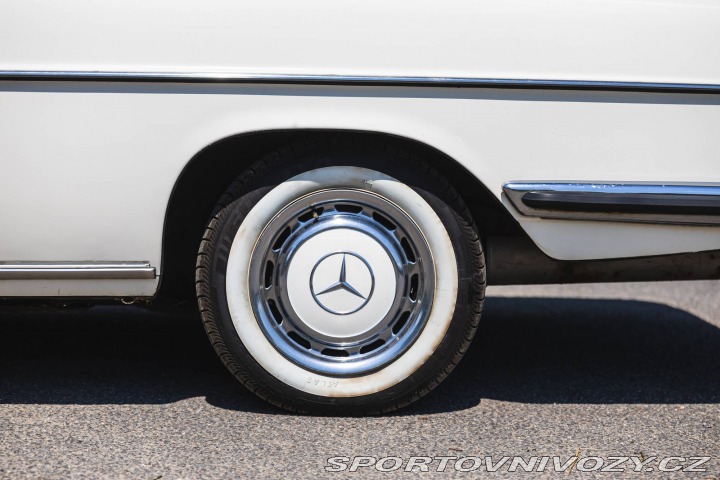 Mercedes-Benz C 280 CE W114 1972