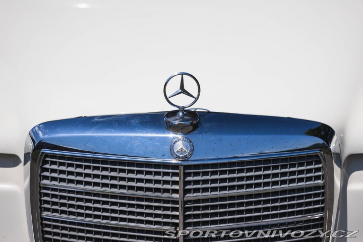 Mercedes-Benz C 280 CE W114 1972