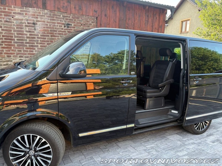 Volkswagen Ostatní modely Multivan 2,0 bulli T6 highline b 2017