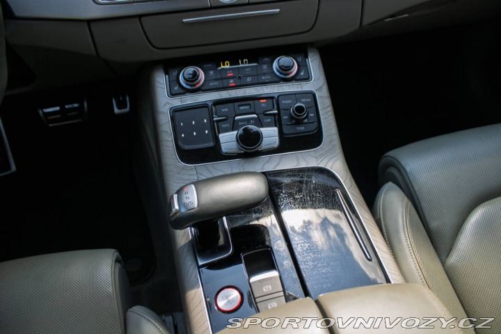 Audi Ostatní modely A8  4.0 TFSI V8 quattro tipt 2015