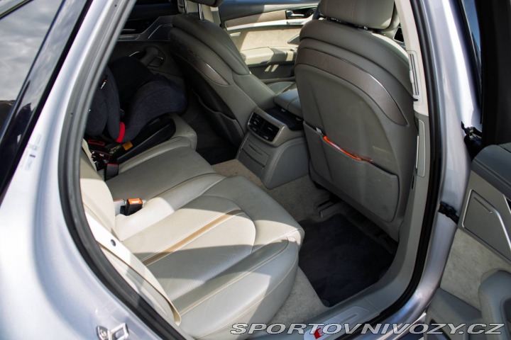 Audi Ostatní modely A8  4.0 TFSI V8 quattro tipt 2015