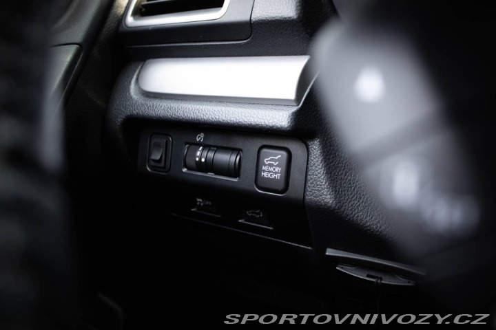 Subaru Ostatní modely Forester 2,0 XT AWD / AJ NA SPLÁT 2015