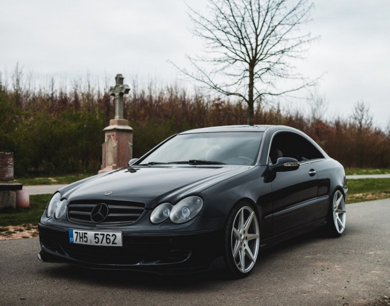 Mercedes-Benz CLK W209