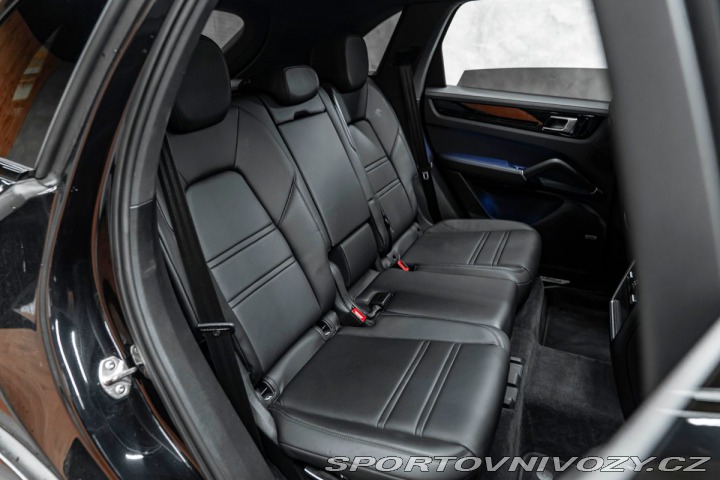 Porsche Cayenne  2019