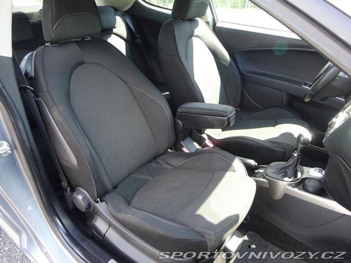 Alfa Romeo MiTo 1.4i 70kW KLIMA 2009