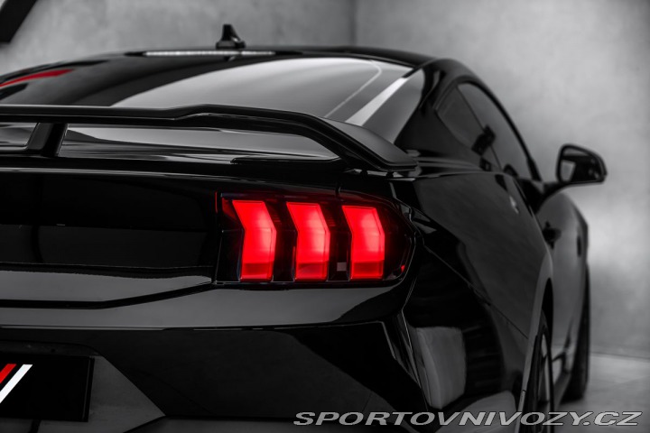 Ford Mustang 5.0 V8 manuál!!! 2024