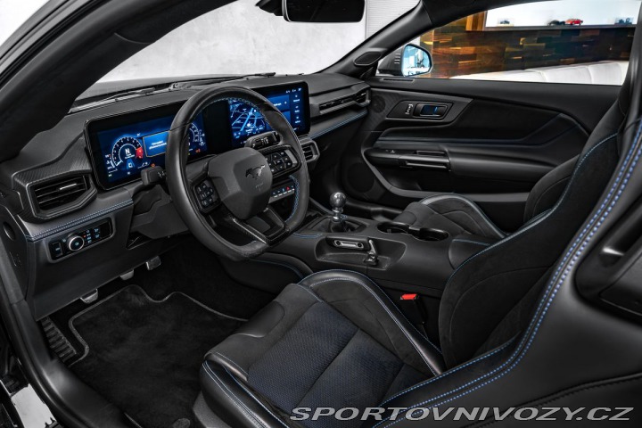 Ford Mustang 5.0 V8 manuál!!! 2024