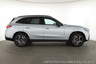 Mercedes-Benz Ostatní modely GLC AMG Line GLC 300 de 4MATI 2025