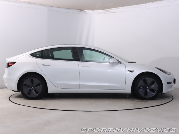 Tesla Model 3 Std Range Plus 52kWh 2020