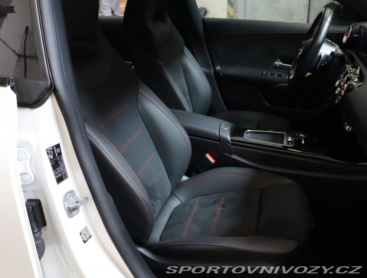 Mercedes-Benz CLA AMG Paket 200 d 2023