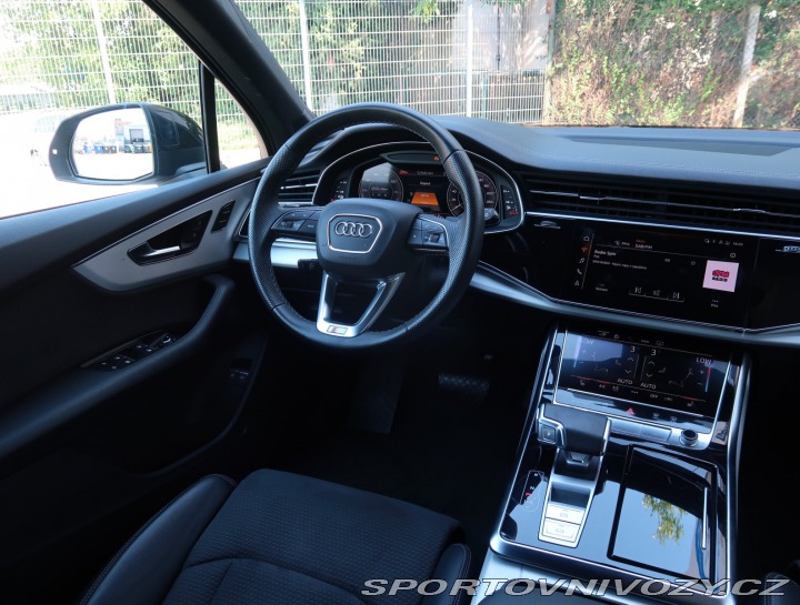 Audi Ostatní modely Q7 S-Line 60 TFSI e 2023