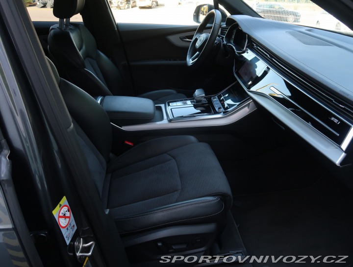 Audi Ostatní modely Q7 S-Line 60 TFSI e 2023
