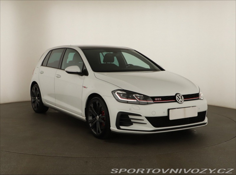 Volkswagen Golf 2.0 GTI Performance