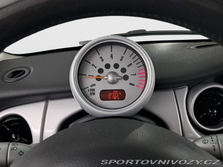 Mini One One 2002