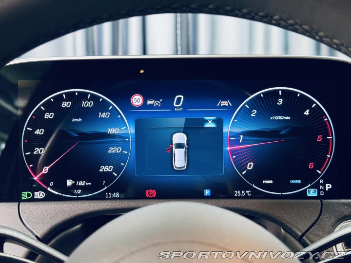 Mercedes-Benz E 220d*AMG*360*REZERVACE* 2025