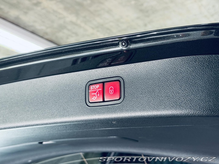 Mercedes-Benz E 220d*AMG*360*REZERVACE* 2025