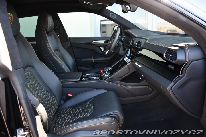 Lamborghini Urus 4.0 V8 ZÁRUKA 2022
