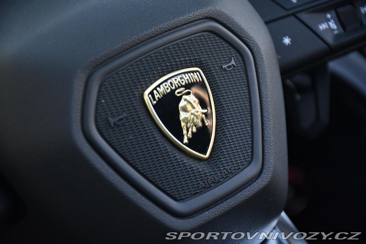 Lamborghini Urus 4.0 V8 ZÁRUKA 2022