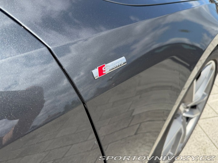 Audi A7 S-line 45TFSI 195kW 2022